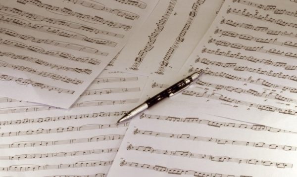 コントラバス初心者のための簡単なソロ曲 | 吹奏楽コントラバス初心者 